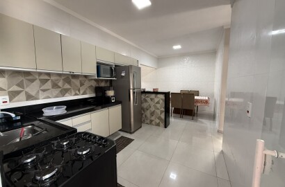 Moderna Casa de 2 quartos - Jd das Araucárias