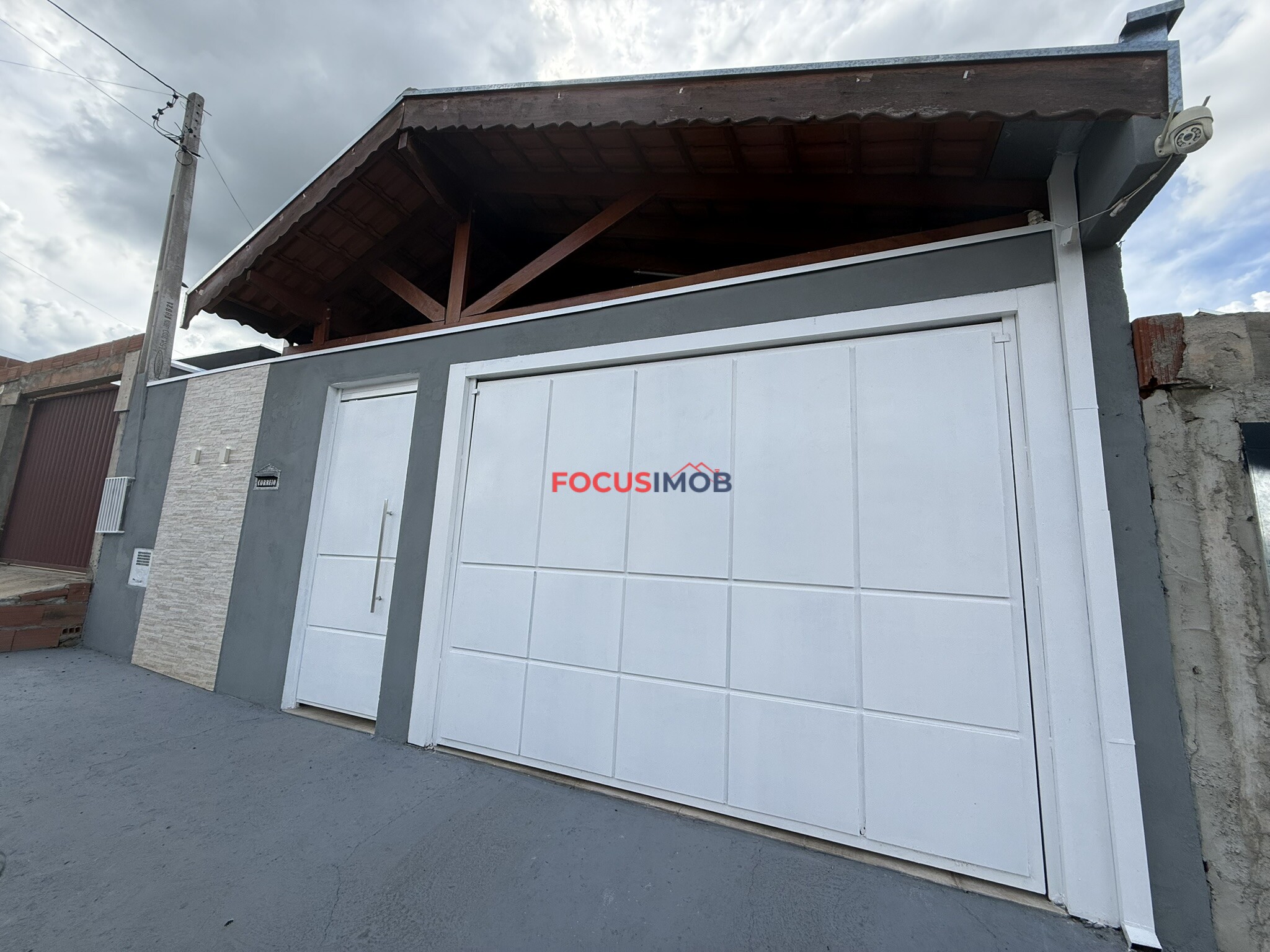 Moderna Casa de 2 quartos - Jd das Araucárias