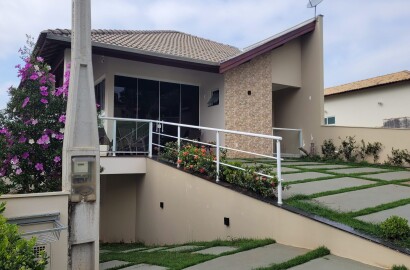 Casa em Águas de Lindóia