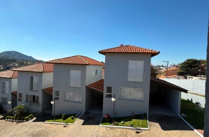 Sobrado em Condomínio Águas de Lindóia