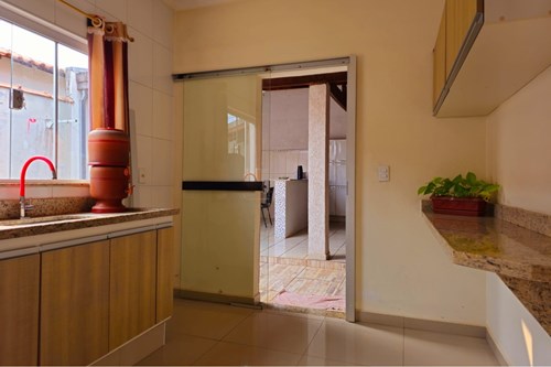 Vende-se Casa Jd. Santa Marta - Mogi Guaçu/SP