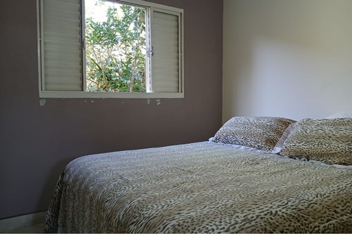 Casa de Vila Reformada no Parque Ypê Amarelo