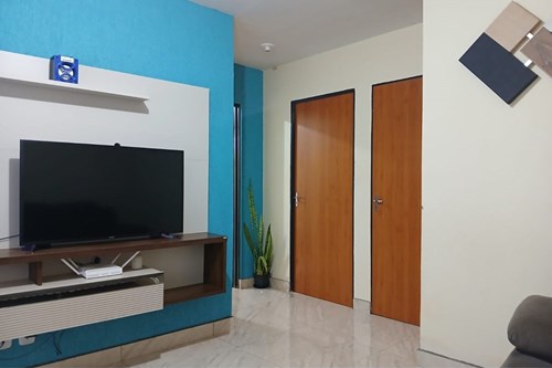 Casa de Vila Reformada no Parque Ypê Amarelo