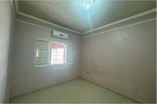 CASA A VENDA COM AREA COMERCIAL NOVA CANNAA MOGI GUAÇU