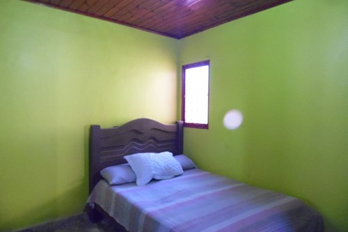 Casa três quartos e três banheiros no Zaniboni II