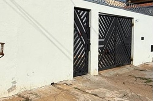 OPORTUNIDADE CASA À JARDIM SANTO ANTONIO MOGI GUAÇU