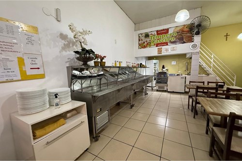 Prédio comercial no centro de Itapira SP