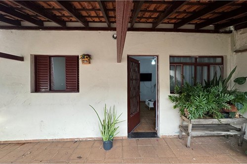 Casa com Três Dormitórios