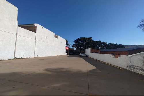 "Terreno Comercial em Itapira - Oportunidade Única!"