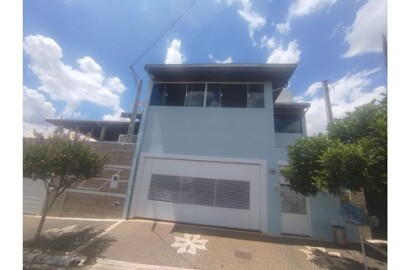 "Linda casa Jardim do Lago em Conchal.