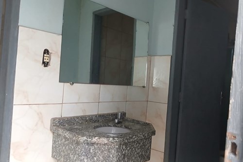 "Charmosa Casa de Campo em Chácara Santa Felicidade"