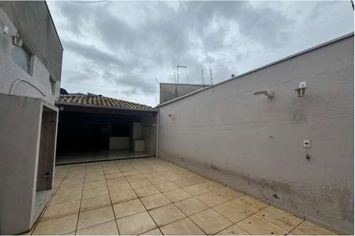 CASA A VENDA COM AREA COMERCIAL NOVA CANNAA MOGI GUAÇU