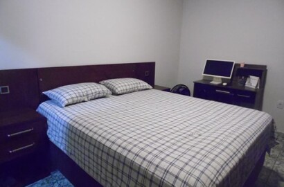 Casa três quartos e três banheiros no Zaniboni II