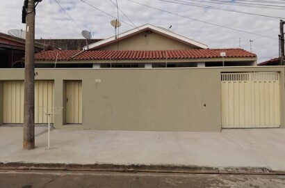 Moderna Casa de Vila: Espaço e Conforto em Mogi Guaçu