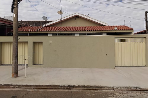 Moderna Casa de Vila: Espaço e Conforto em Mogi Guaçu