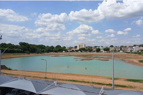 Um lindo apto no Morada do Campo para locação.
