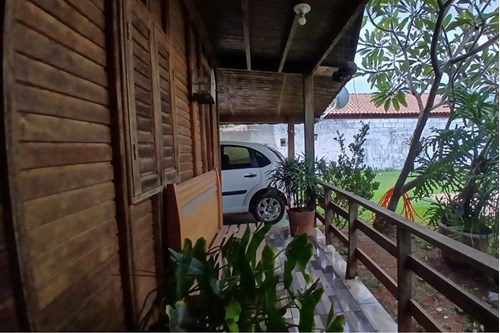 "Charmosa Casa de Campo em Chácara Santa Felicidade"