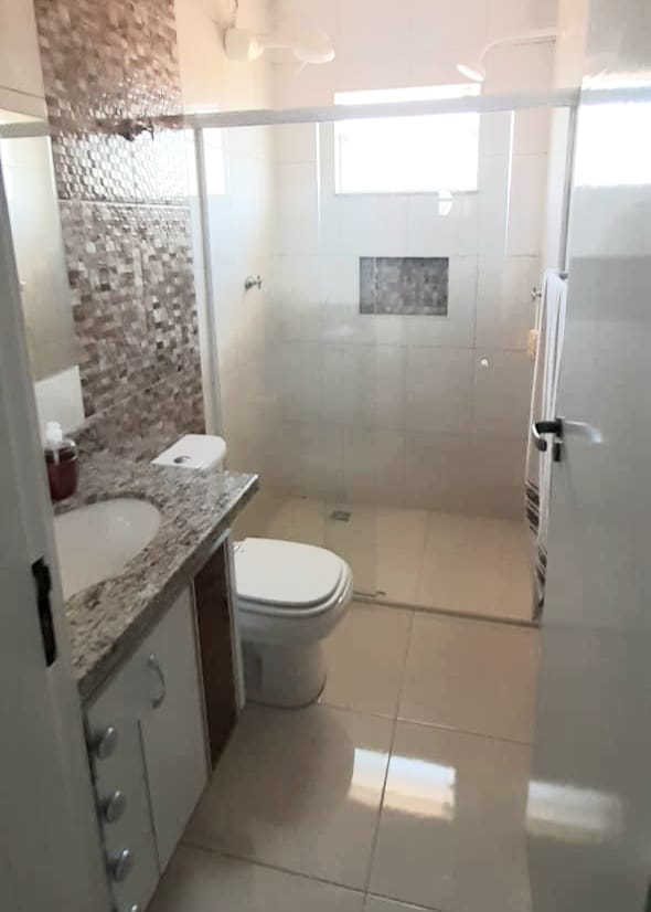 Sua Oportunidade de Morar em Águas de Lindóia está Aqui! Linda residência em Condomínio Fechado.