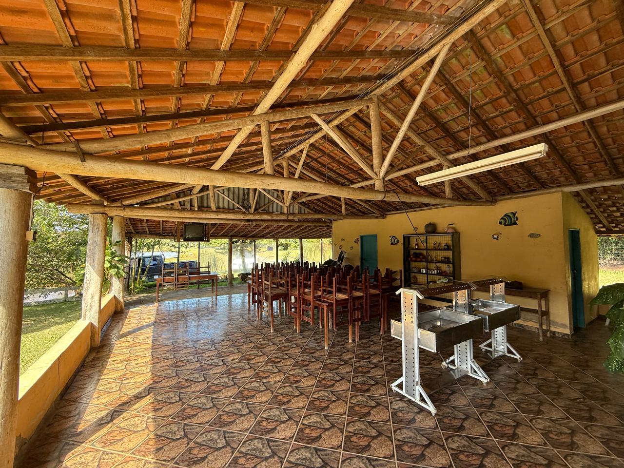 Pesqueiro em pleno funcionamento