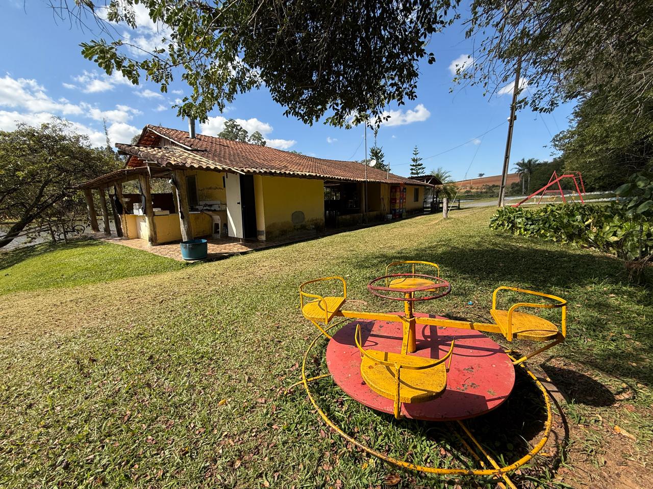 Pesqueiro em pleno funcionamento