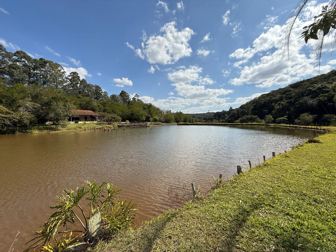 Pesqueiro em pleno funcionamento