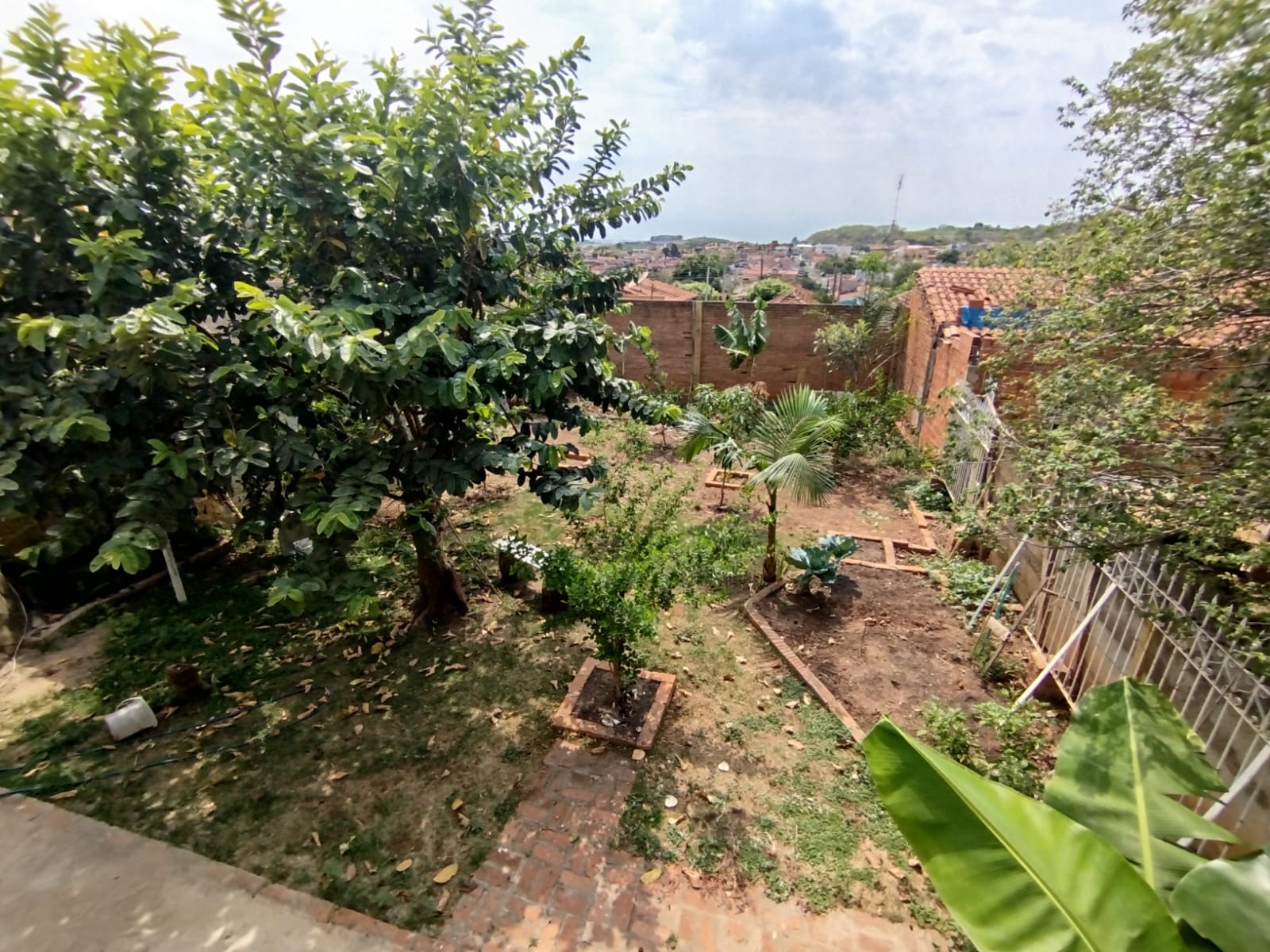 Casa dois dormitórios Vila Paraíso