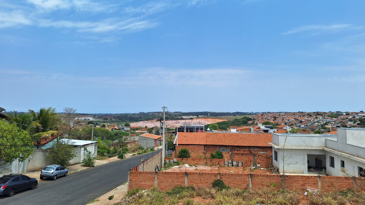 Casa dois dormitórios no Pq Laranjeiras - Mogi Mirim SP