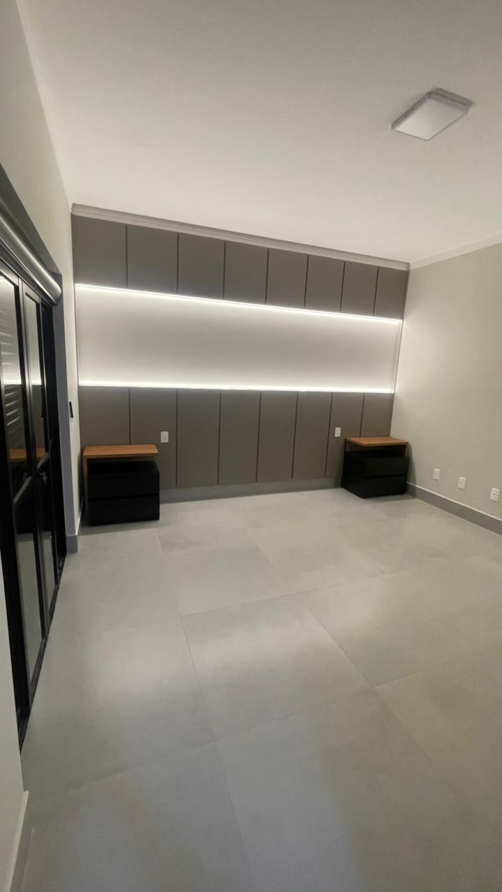 CASA NO CONDOMÍNIO PALM PARK - ESTIVA GERBI