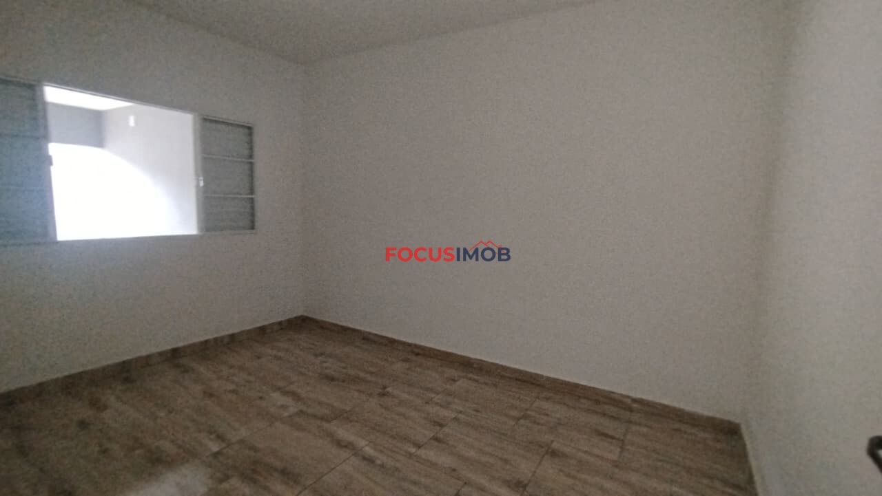 Casa dois dormitórios parte alta do Istor Luppi