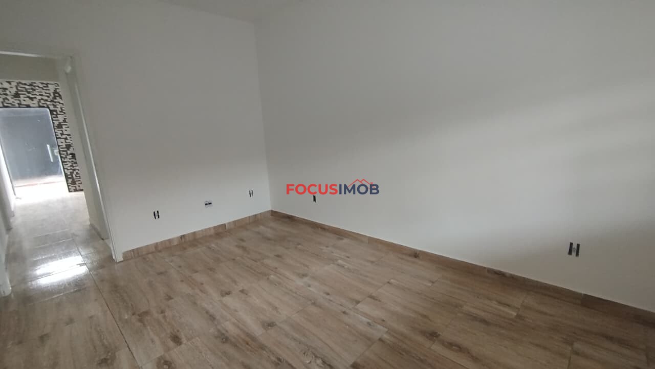 Casa dois dormitórios parte alta do Istor Luppi