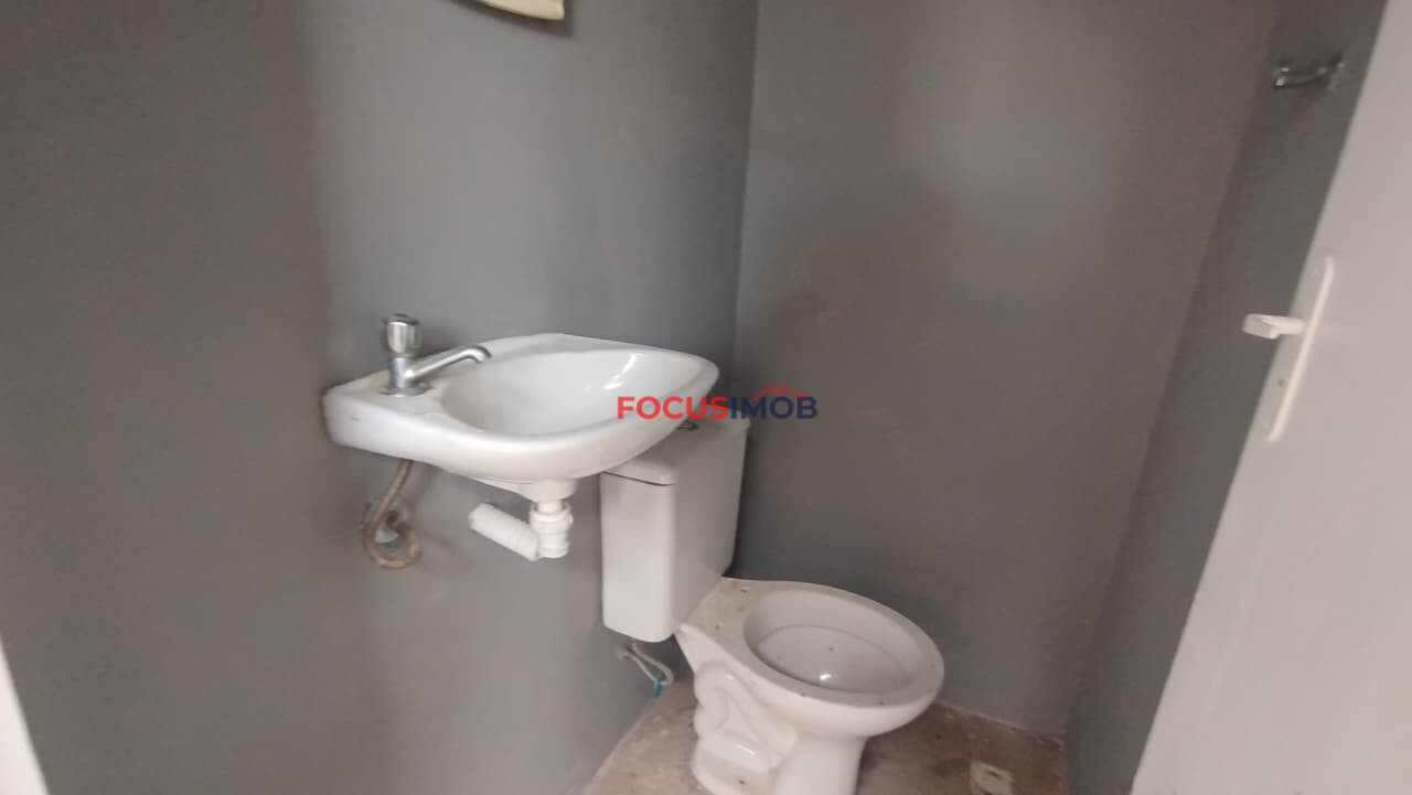 Casa dois dormitórios parte alta do Istor Luppi