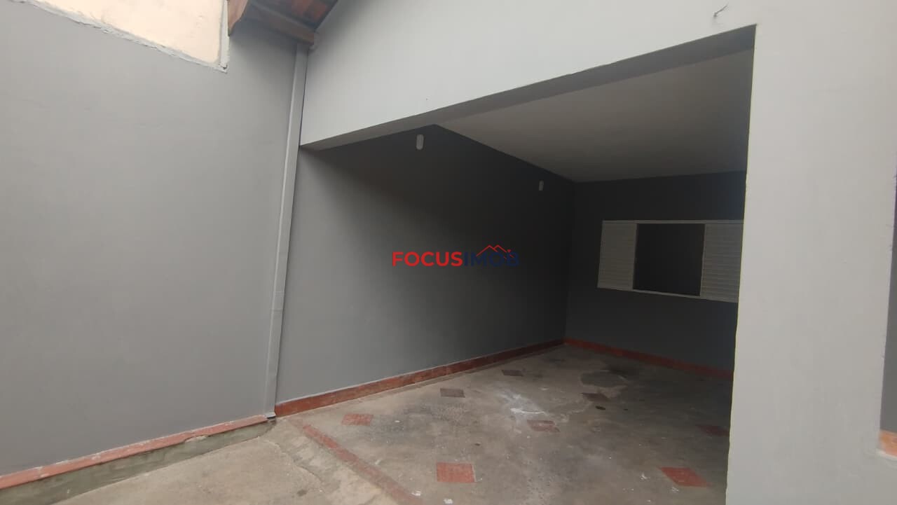 Casa dois dormitórios parte alta do Istor Luppi