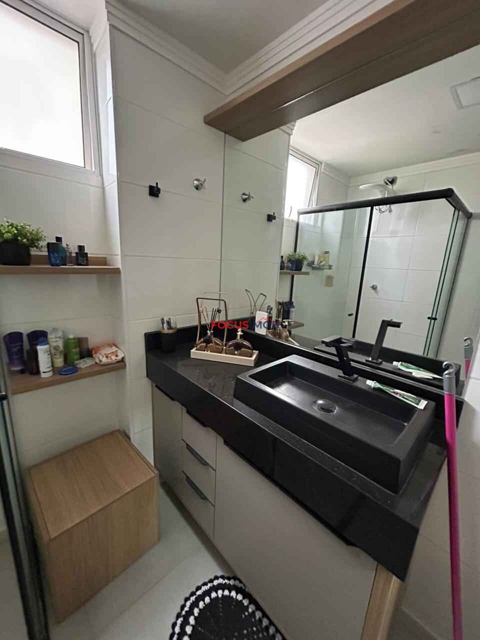 Apartamento Mobiliado para Alugar com 52 m², 2 Quartos e 2 banheiros, 1 Vaga coberta, R$2.500,00 Mensal