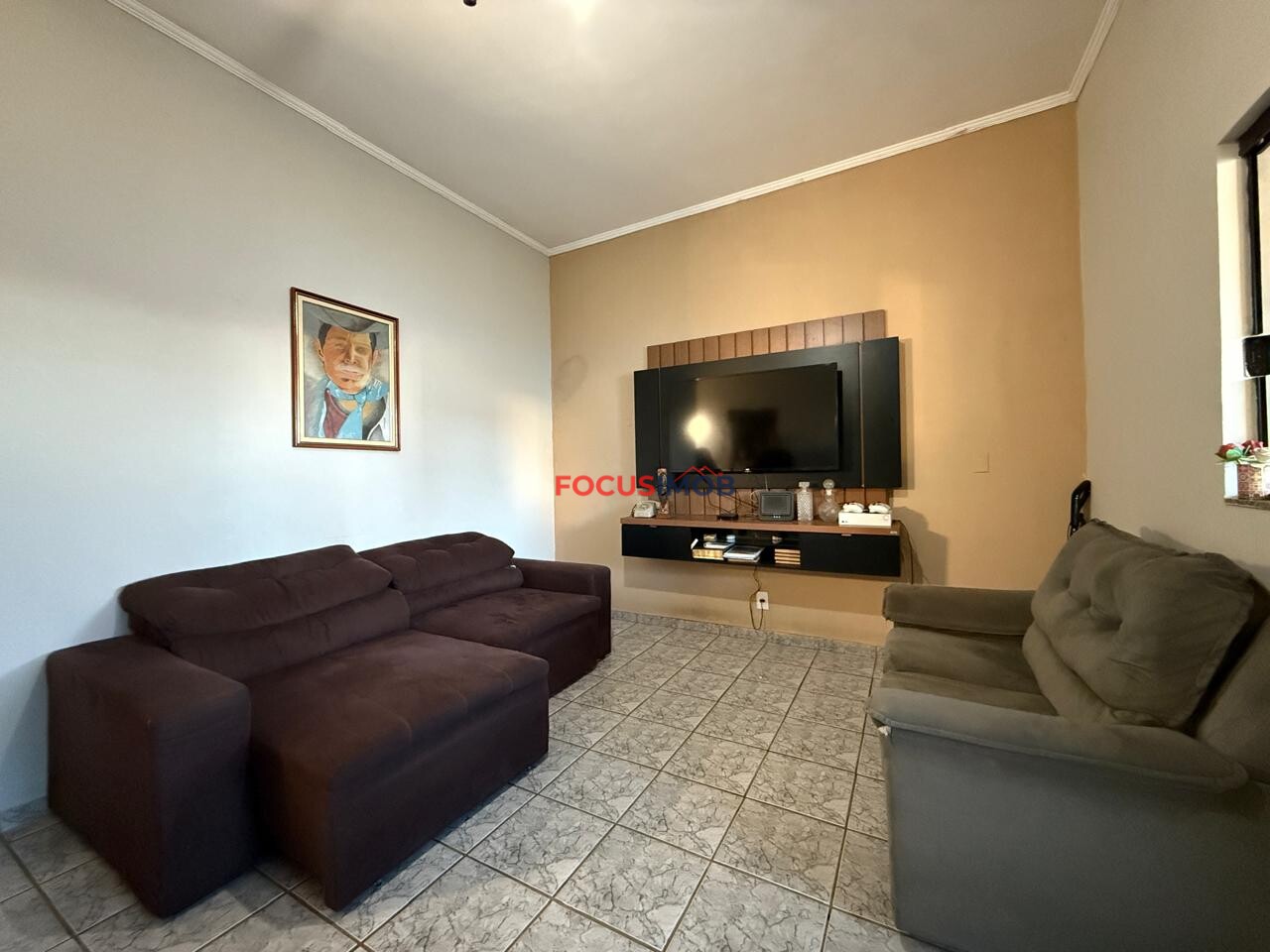 Casa de dois dormitórios no Pq dos Eucalíptos