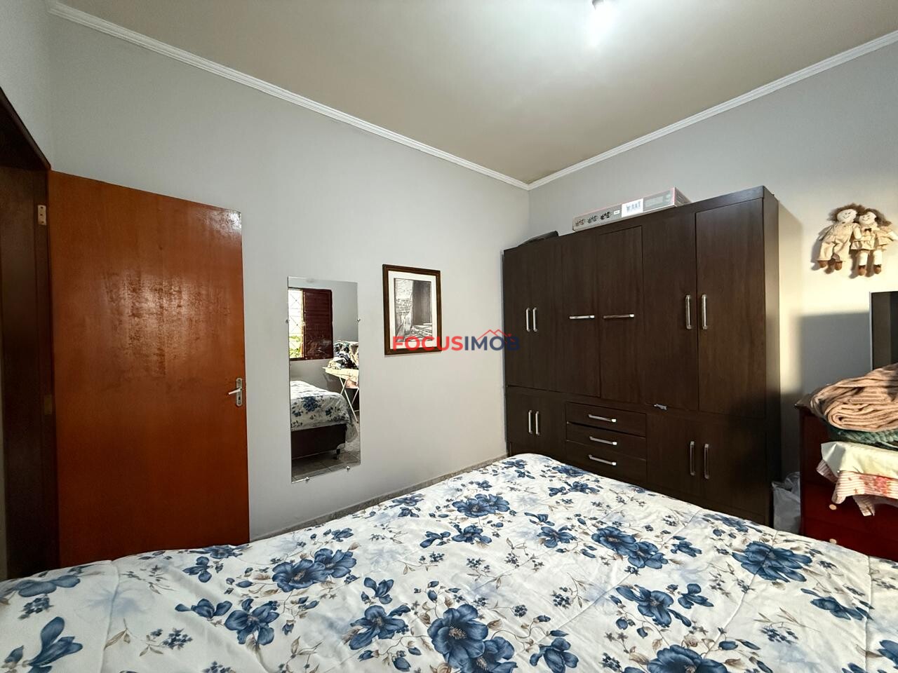 Casa de dois dormitórios no Pq dos Eucalíptos