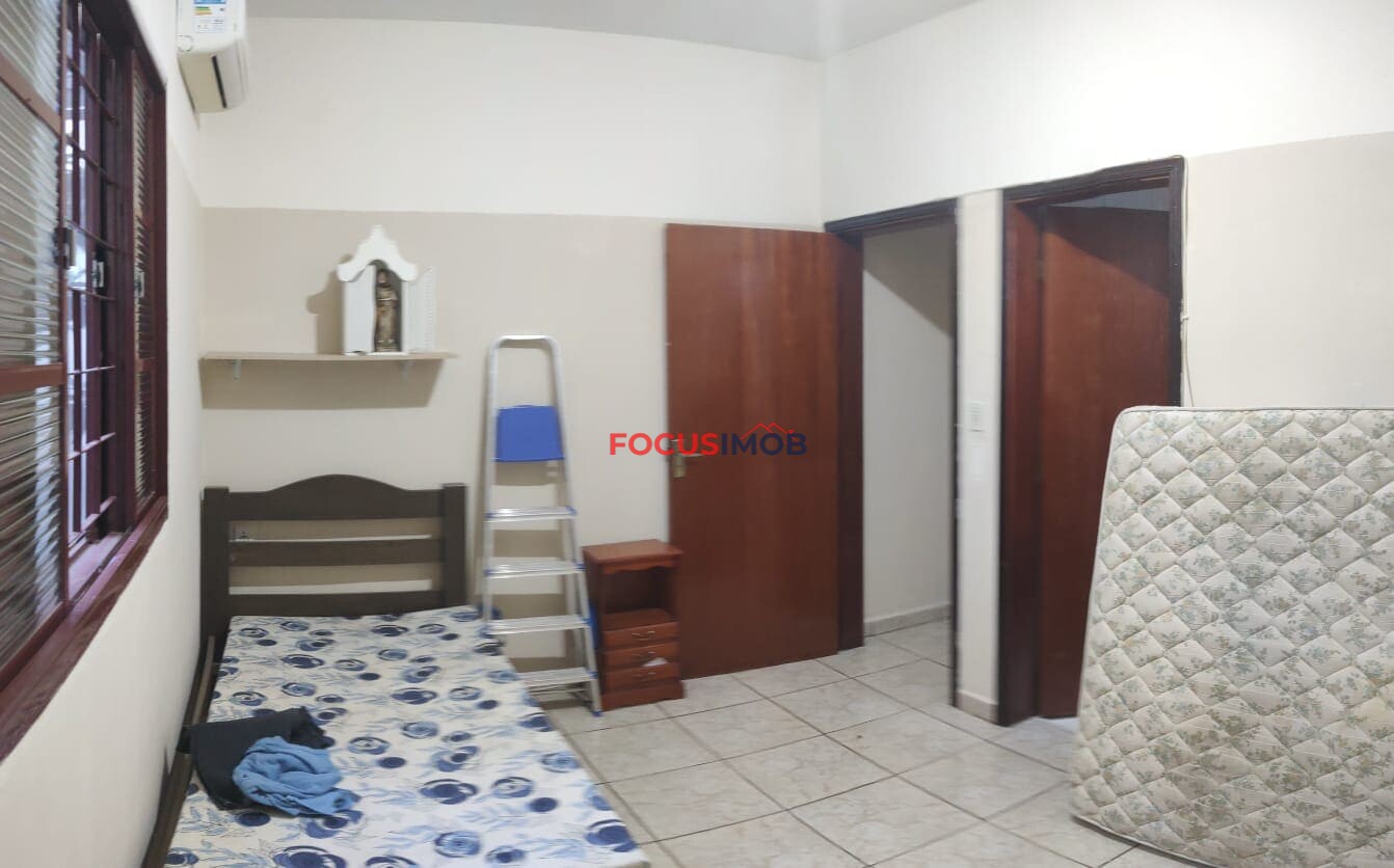 Chácara à Venda com 1.340 m², Piscina e Área de Lazer Completa