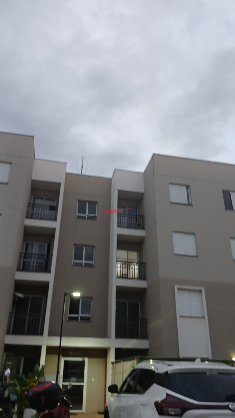 Apartamento pra venda Condomínio Residencial Paris
