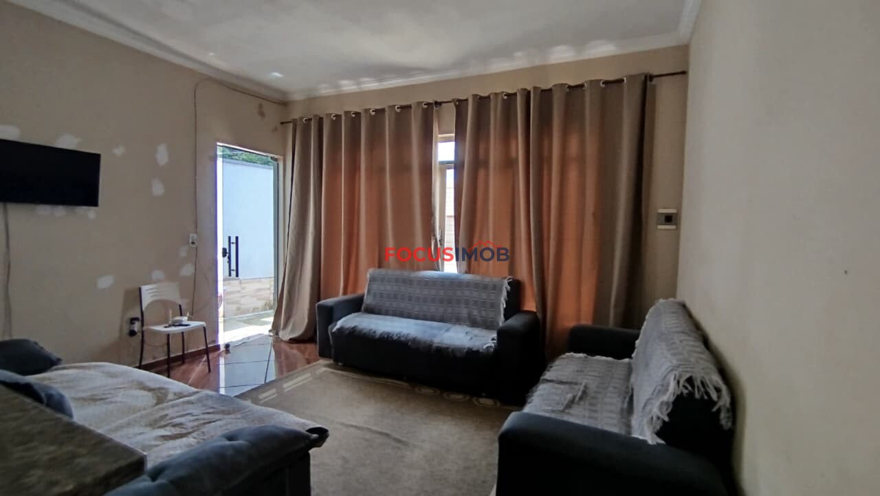 Imóvel à Venda com Residência na Laje e 2 Pontos Comerciais – Ótima Oportunidade de Investimento