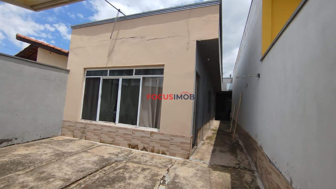 Imóvel à Venda com Residência na Laje e 2 Pontos Comerciais – Ótima Oportunidade de Investimento