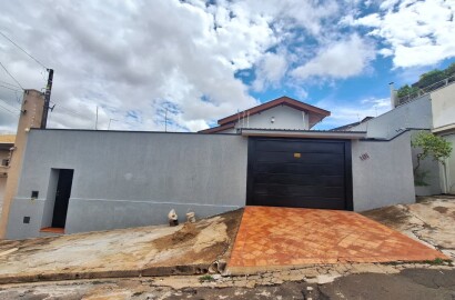 Excelente Oportunidade - Casa com Conceito Aberto, Piscina e Sauna