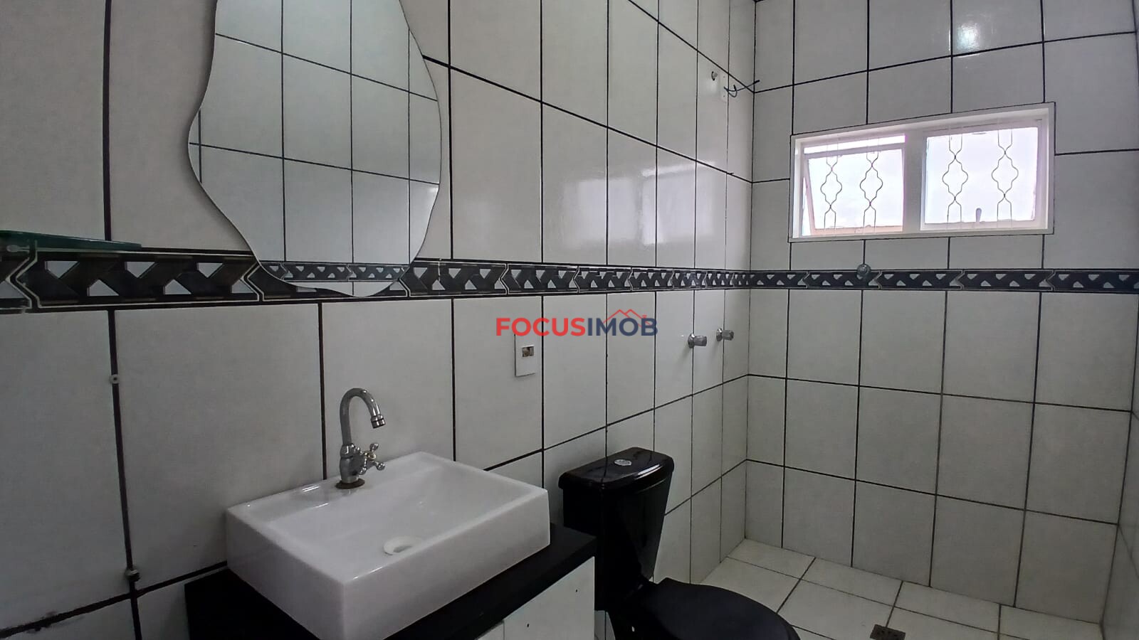 🏡 Casa para Locação – Piso Superior | Jardim Novo