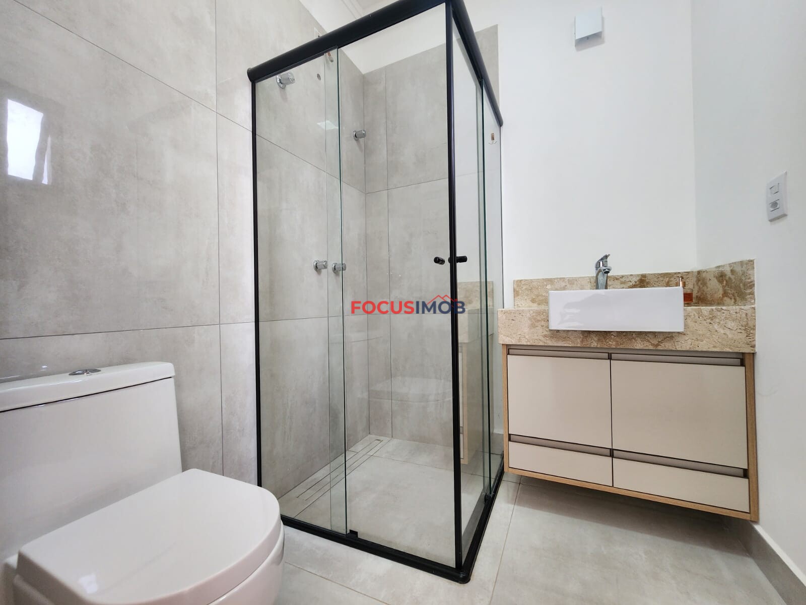 Casa à Venda – 3 Dormitórios com Suíte | Excelente Localização