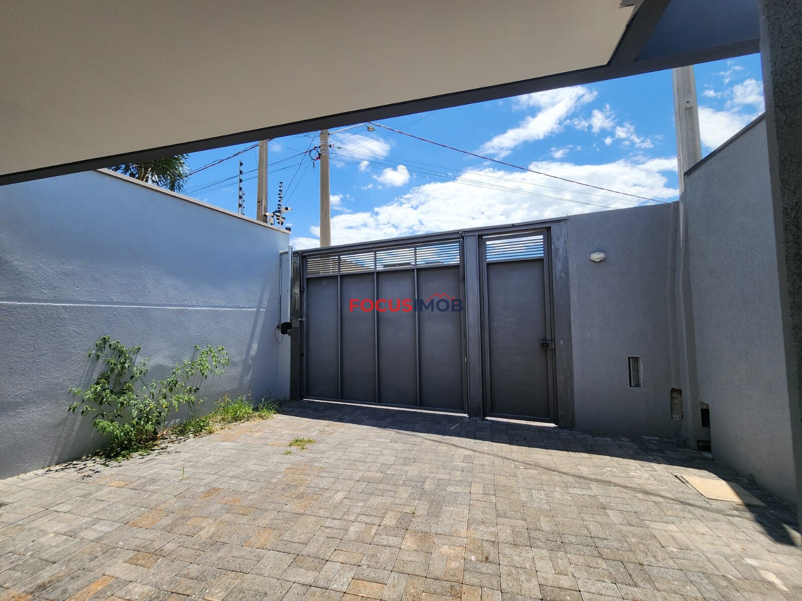 Casa à Venda – 3 Dormitórios com Suíte | Excelente Localização