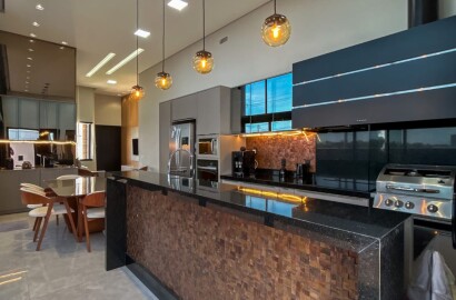 Casa térrea moderna com 3 Dormitórios em Condomínio