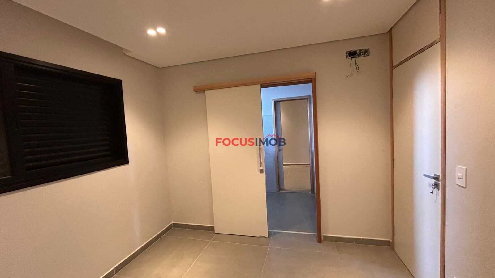 🏡✨ RESIDÊNCIA DE ALTO PADRÃO PARA LOCAÇÃO – CONDOMÍNIO CALIFÓRNIA | ESTIVA GERBI/SP