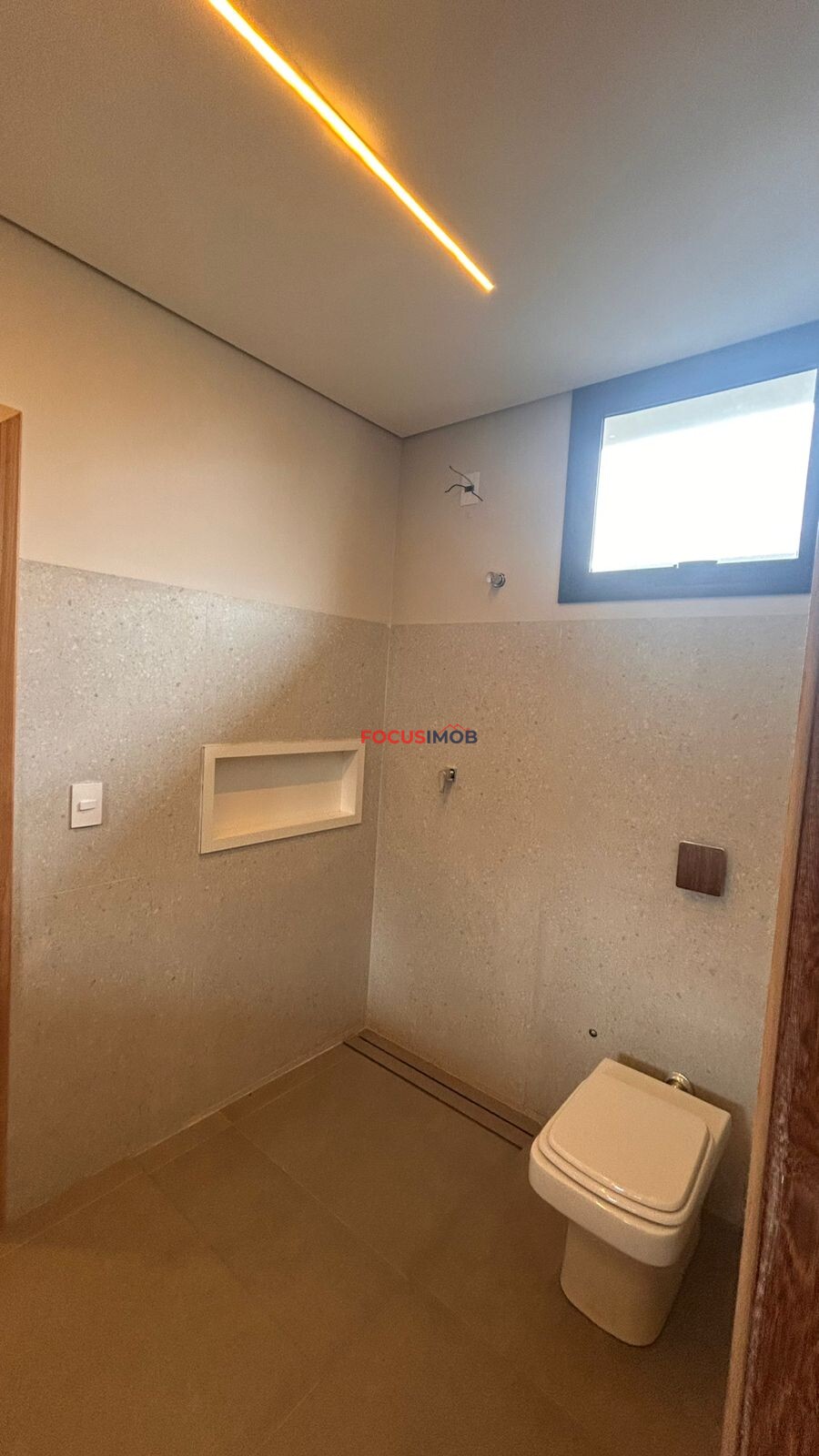 🏡✨ RESIDÊNCIA DE ALTO PADRÃO PARA LOCAÇÃO – CONDOMÍNIO CALIFÓRNIA | ESTIVA GERBI/SP