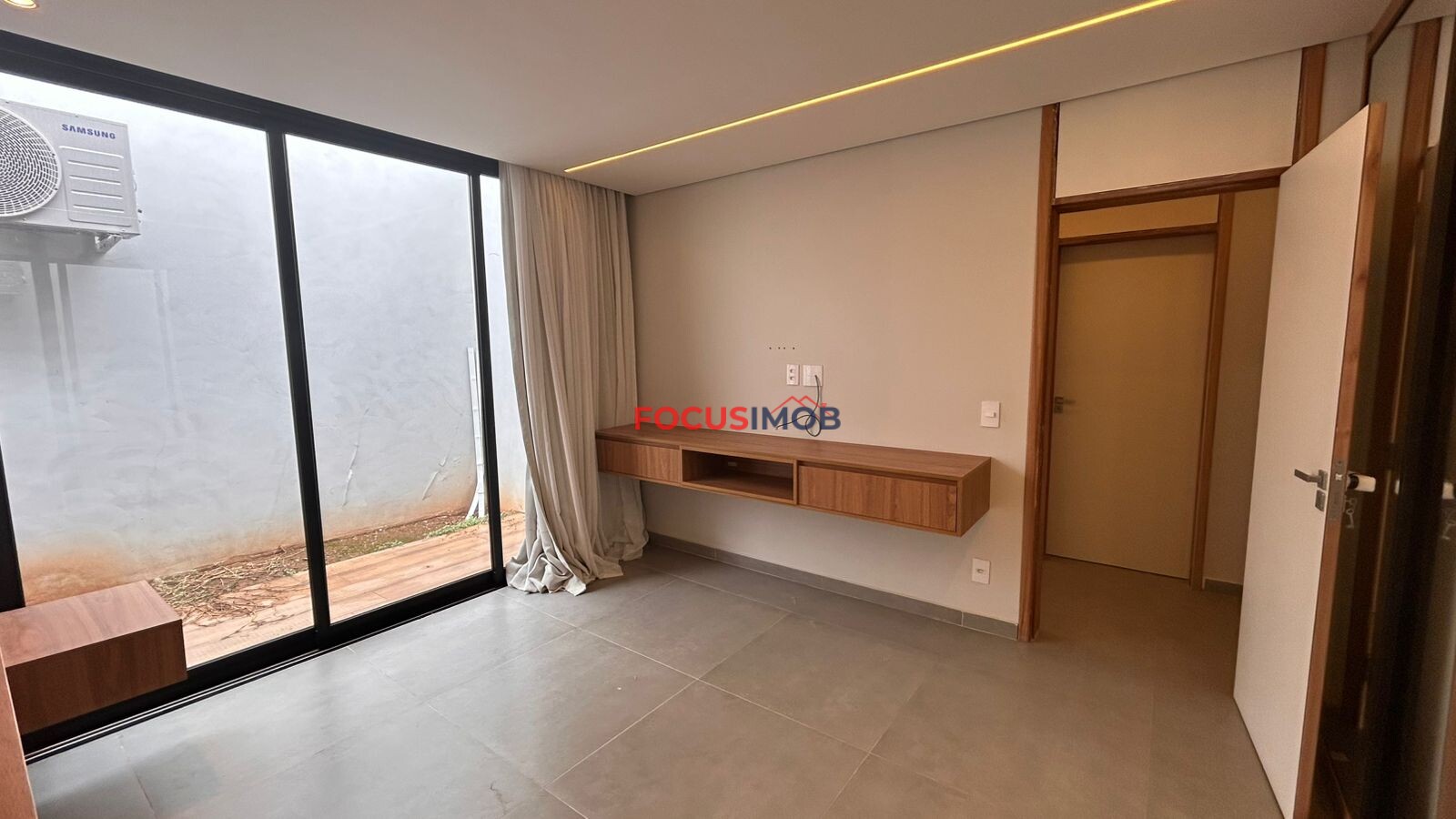 🏡✨ RESIDÊNCIA DE ALTO PADRÃO PARA LOCAÇÃO – CONDOMÍNIO CALIFÓRNIA | ESTIVA GERBI/SP