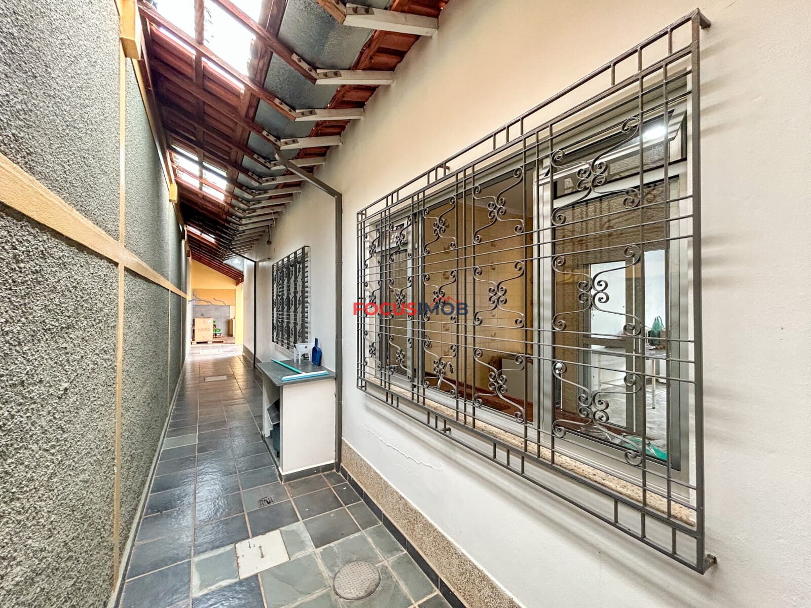 Casa Ampla com Edícula