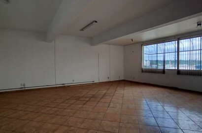 SALA COMERCIAL DISPONÍVEL PARA LOCAÇÃO – REGIÃO CENTRAL