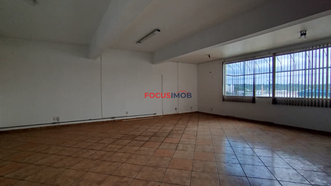 SALA COMERCIAL DISPONÍVEL PARA LOCAÇÃO – REGIÃO CENTRAL